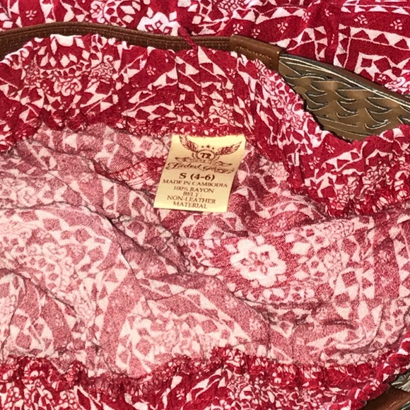 Handkerchief skirt light weight - Picture 6 of 6